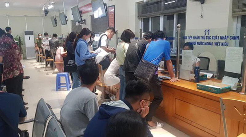 Đến nộp hồ sơ tại cơ quan quản lý