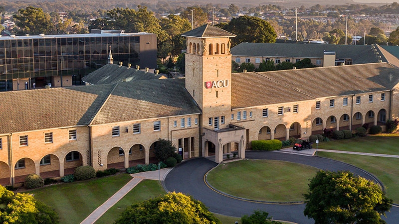 TOP các trường đại học học phí rẻ ở Melbourne