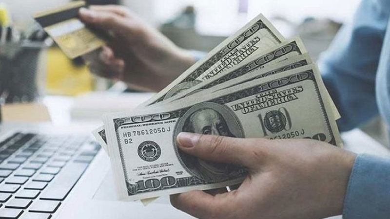 Bay từ Việt Nam sang Mỹ mất bao nhiêu tiền?