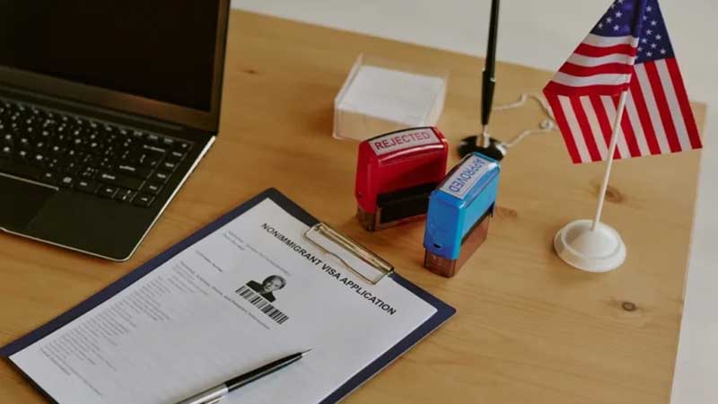 Administrative Processing là gì? Hồ sơ bị xử lý hành chính có bị từ chối không?